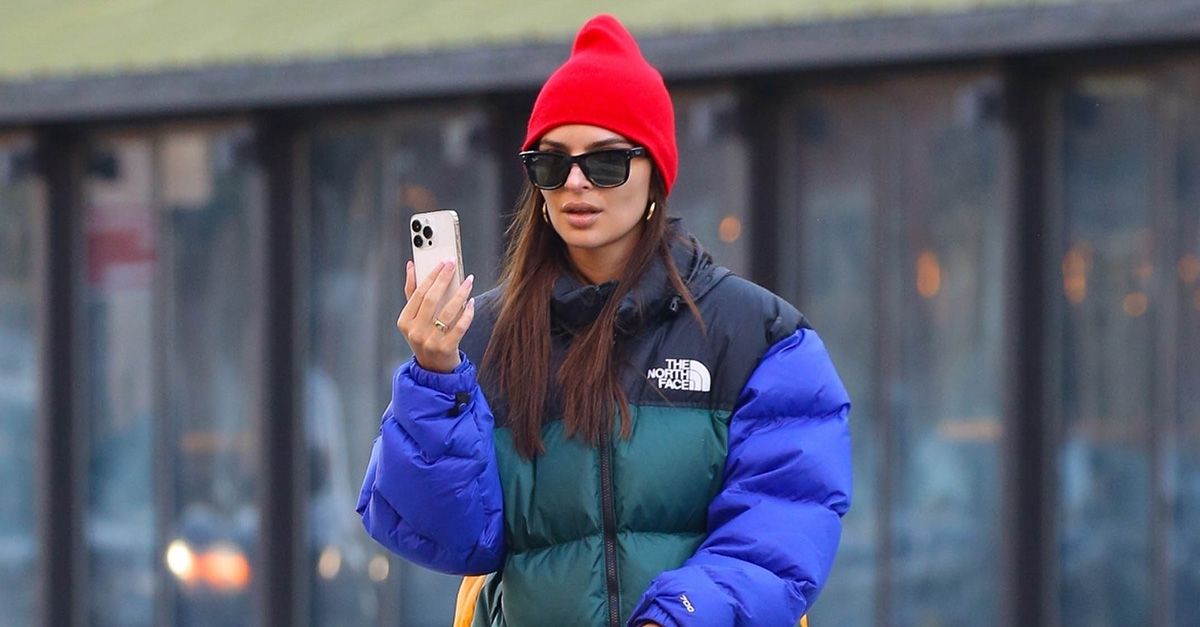 Emily Ratajkowski tavaszi divatja – A laza elegancia újragondolva ✨